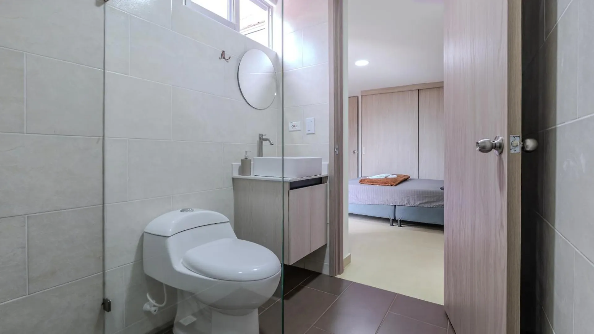 Apartman Apartamento 2Br Parqueadero Y Piscina 202 Medellín