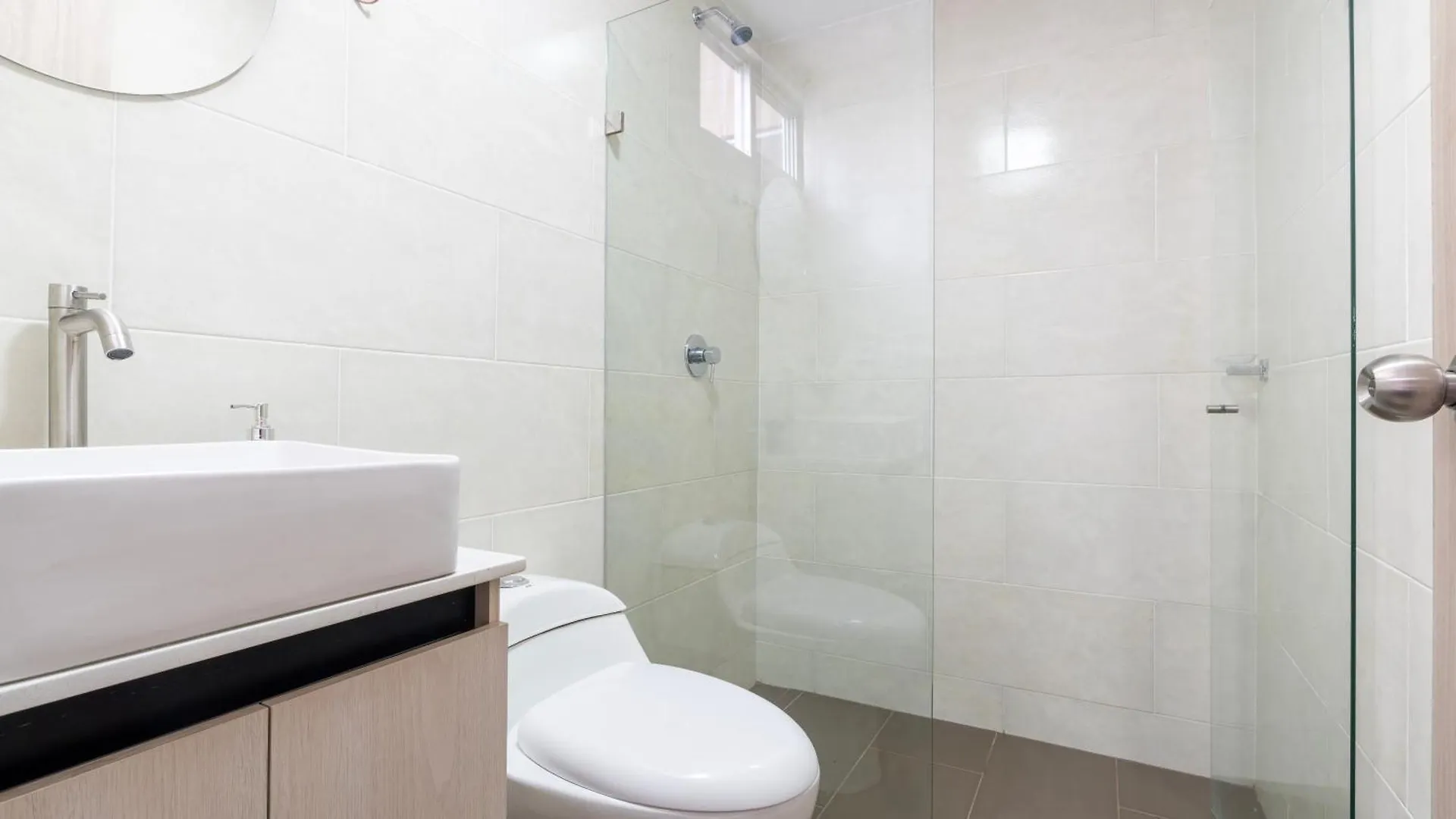 Apartamento 2Br Parqueadero Y Piscina 202 Medellín
